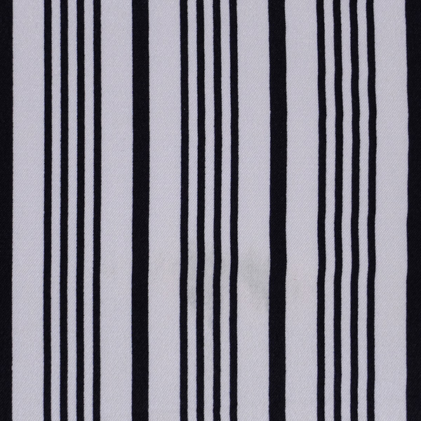 700253
